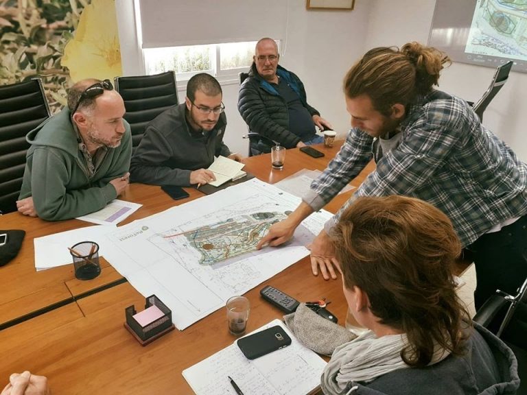 הקמת יער מאכל קהילתי בקיבוץ